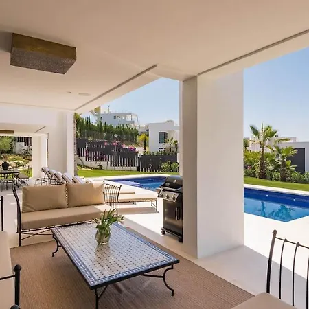 V - Chic 6-bedroom In Olivos, Villa *