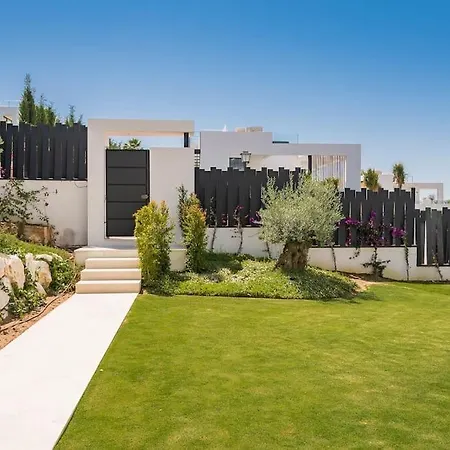 V - Chic 6-bedroom In Olivos, Villa